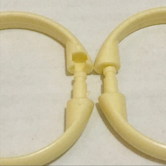 Greenbrier Cream Shower Curtain Ring's - Picture 2 of 2